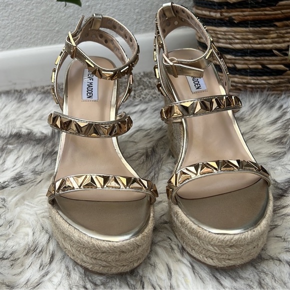 Steve Madden Women's Session Wedge Sandal, Tan - Picture 3 of 14